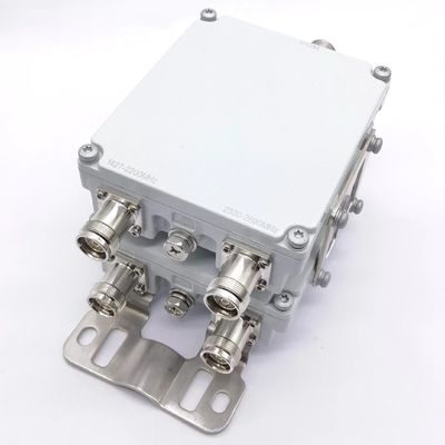 Combinaison à double bande basse fréquence 790-862 MHz 880-960 MHz 4.3-10-F HL-0809/0910-217701 427701