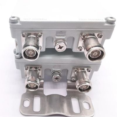 Combinaison à double bande basse PIM 617-2690MHz 3300-3800MHz 4.3-10-F DIN-F Rouge Intérieur/extérieur IP65