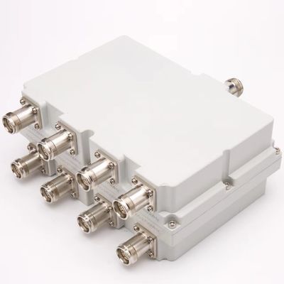 Combinateur RF extérieur tri-bande basse Pim Combinateur RF 698-960 1710-2170 2300-2700MHz IP65