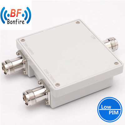 RF 300W N-femme 900/1800MHz Diplexer combinateur passif avec interface 4.3-10 F/DIN-F