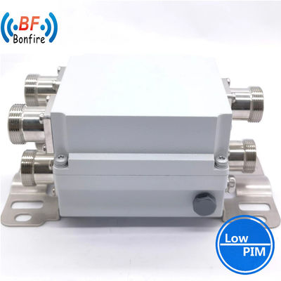 Combinaison à double bande 790-862 880-960 MHz pour IP65 intérieur/extérieur 12,00 cm * 10,00 cm * 6,00 cm