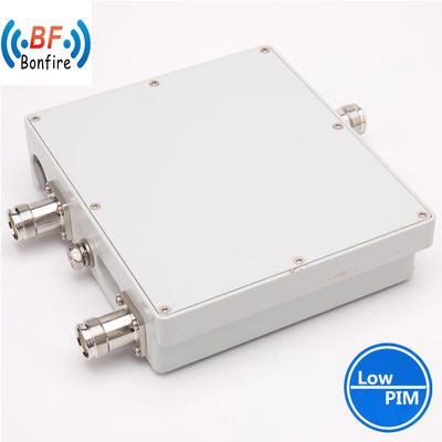 Combinaison quad-bande personnalisée à 4 voies 1710-2700MHz RF Quadplexeur bas Pim avec N Femme