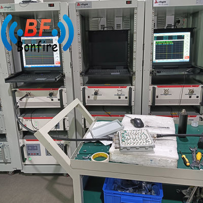 4.3-10f Interface DIN-F Quadplexeur RF Multiplexeur pour 698-960/1710-1880/1920-2170/2600-3800MHz