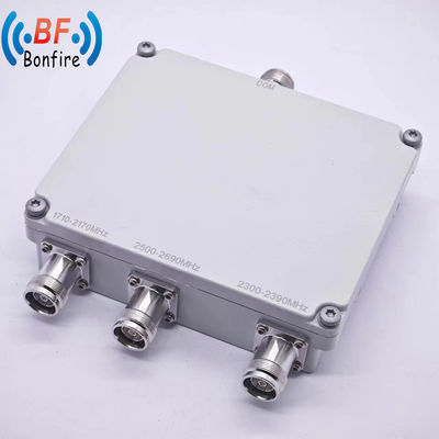 1710-2170MHz 2300-2690MHz RF Diplexeur Pim basse fréquence avec N connecteur féminin Combinaison 4 voies