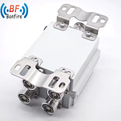 4.3-10 F/DIN-F/DIN F Interface Duplexateur à double unité Diplexateur pour réacteur radio