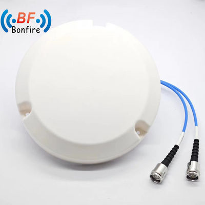 698-4000MHz double polarisation 2X2 MIMO boîtier patch panneau d'antenne pour la production OEM / ODM