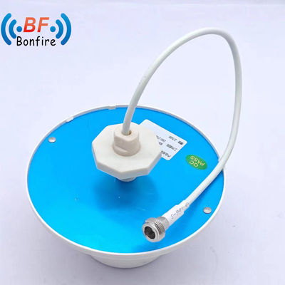 OEM/ODM 1710-2700 3300-4000MHz 3G Antenne à patch plat originale RF Omni Patch Panneau d'antenne
