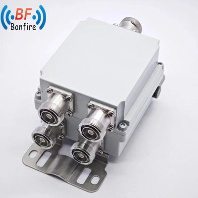 IP65 1710-2170MHz 2300-2690MHz Diplexeur RF intérieur/extérieur avec connecteur féminin 7/16DIN