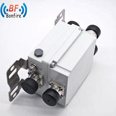 IP65 1710-2170MHz 2300-2690MHz Diplexeur RF intérieur/extérieur avec connecteur féminin 7/16DIN