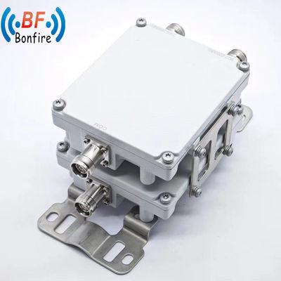 Combinateur 1710-2170MHz 2300-2690MHz RF Duplexer Diplexer avec connecteur féminin DIN