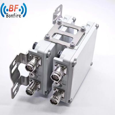 Combinateur 1710-2170MHz 2300-2690MHz RF Duplexer Diplexer avec connecteur féminin DIN