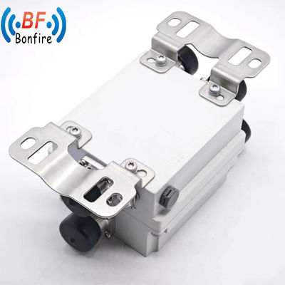 Interface IP65 intérieur/extérieur 4.3-10 F / DIN-F/DIN F Quadplexeur RF combiné 2300-2700MHz
