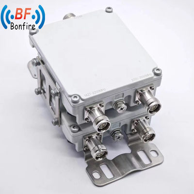 Triplexeur 2300-2700MHz RF Triple-Band Combiner SMB Interface féminine 4.3-10 F / DIN-F / DIN F
