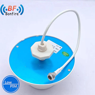 3300-4000MHz Antenne de panneau intérieur à basse fréquence Pim 4.3-10 Femme IP65 pour la gamme haute fréquence