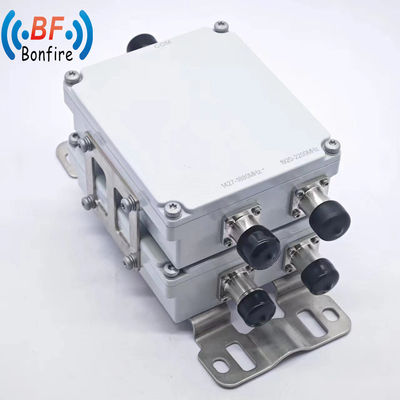 Combinateur à double bande 4.3-10 Duplexer féminin 1710-1880/1920-2170/2300-2700MHz RF basse Pim