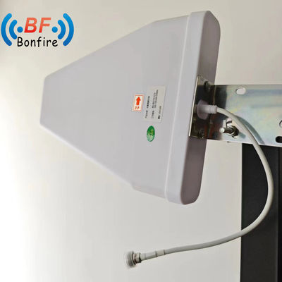Intérieur 698-4000MHz RF Antenne dôme Antenne interne GSM UMTS LTE Petite Omni Plafond montée Antenne