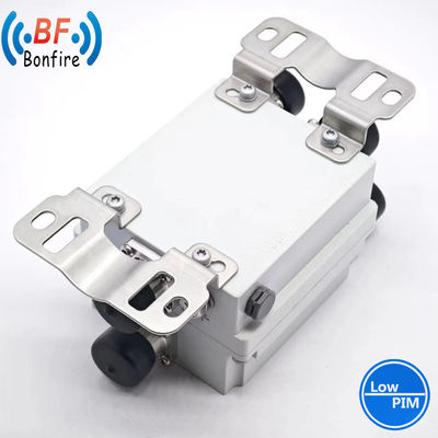 Triplexeur VHF LC IP65 à trois bandes pour système de communication sans fil intérieur/extérieur