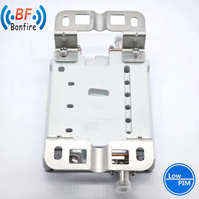 Combinaison à pentabande pour applications intérieures et extérieures 1710-2170 MHz/2300-2690 MHz bas Pim