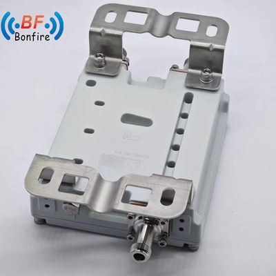 1710-1880 1920-2170 2300-2400 Diplexateur 2500-2700MHz Triplexeur pour les télécommunications