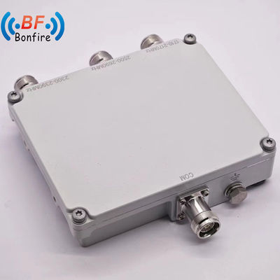 Triplexer Combiner Intérieur/extérieur 1710-1880 1920-2170 2300-2400 2500-2700MHz -155dbc avec connecteur féminin 4.3-10