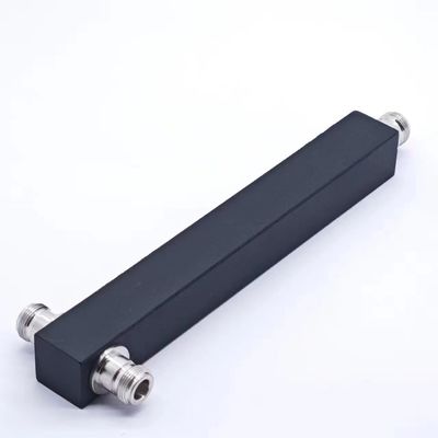 Taille de l'emballage 22,00cm * 7,00cm * 4,00cm Puissance élevée N-F IP65 698-3800MHz Diviseur à 2 voies