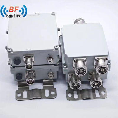 4.3-10f DIN-F N-F Combinateur à diplexer RF triplexeur direct pour pièces de télécommunications IP65 intérieures/extérieures
