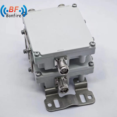 4.3-10f DIN-F N-F Combinateur à diplexer RF triplexeur direct pour pièces de télécommunications IP65 intérieures/extérieures