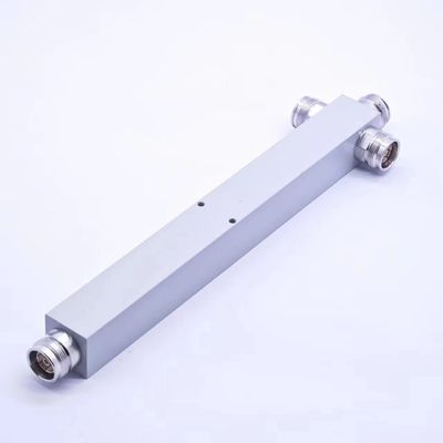 698-4200MHz Pim-160dbc Diviseur de puissance 3 voies avec connecteur de type N Voir le tableau des données ci-dessous