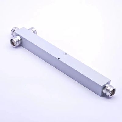 698-4200MHz Pim-160dbc Diviseur de puissance 3 voies avec connecteur de type N Voir le tableau des données ci-dessous