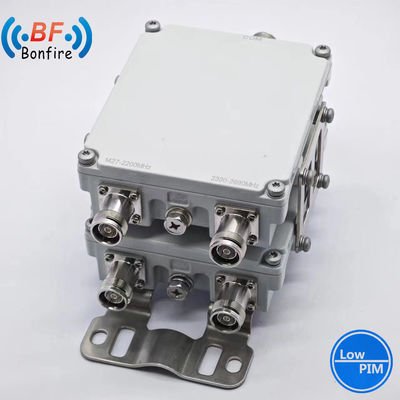 2300-2400 2500-2700MHz RF Combiner -155dbc 300W Triplexer RF Diplexer avec connecteur DIN-F