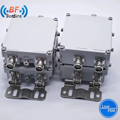 2300-2400 2500-2700MHz RF Combiner -155dbc 300W Triplexer RF Diplexer avec connecteur DIN-F