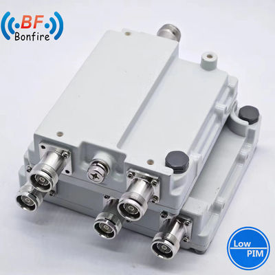 2300-2400 2500-2700MHz Basse Pim -150dbc Triplexeur RF Diplexeur RF Double Diplexeur RF Combinaison à double bande avec connecteur 4.3-10-F