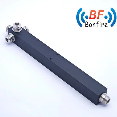 Paquet Poids brut 0,510 kg Diviseur de puissance à 4 voies SMA Femme Type 617-4000MHz