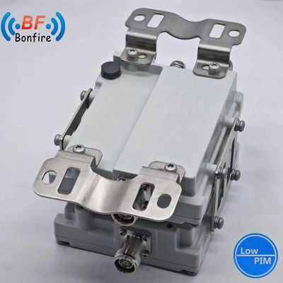 1.500 kg Poids brut du paquet 2300-2400 MHz Triplexeur RF à double bande Combinateur Diplexeur