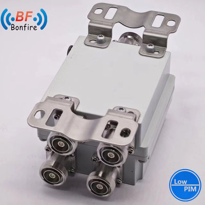 Triplexeur RF Diplexeur extérieur combinateur à bande hexagonale avec connecteur féminin DIN -153dbc
