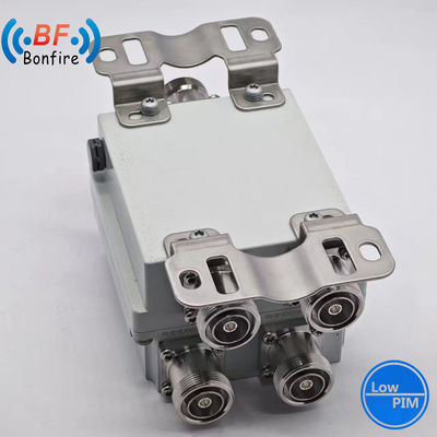 Triplexeur RF Diplexeur extérieur combinateur à bande hexagonale avec connecteur féminin DIN -153dbc