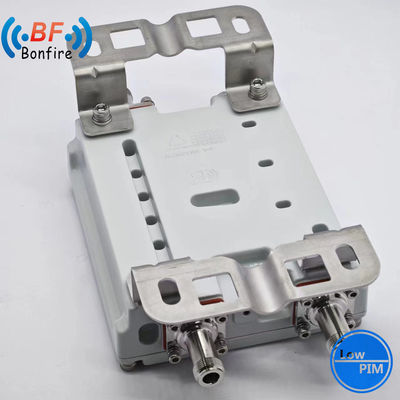 2300-2400 2500-2700MHz Triplexeur RF Diplexeur RF Quadplexeur combiné 200W N Connecteur féminin pour la sécurité publique