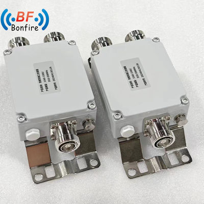1710-1880 1920-2170 2300-2400 2500-2700MHz basse fréquence Pim -155dbc combinateur RF Penta-Band avec DIN-Femme
