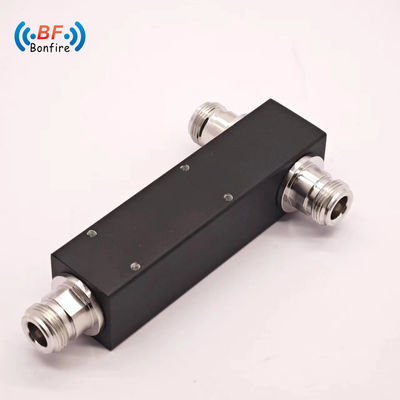 Splitter électrique 3 voies 5000-6000MHz N Femme IP60 Gris/rouge Paquet Poids brut 0,510 kg