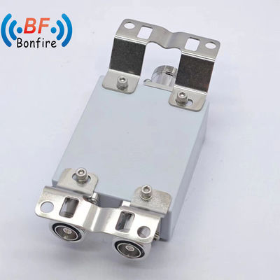 4.3-10f Interface DIN-F N-F 2300-2400 2500-2700 MHz Combinateur RF à double bande basse Pim