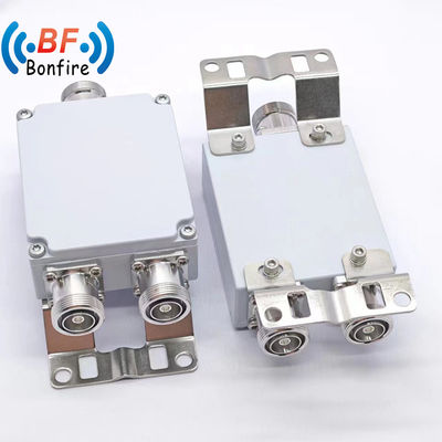 Combinateur RF de type DIN de 200 W d'homme à femme pour applications à double bande et IP65