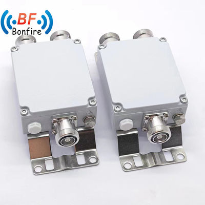 4.3-10f DIN-F N-F Combinateur RF pour intérieur/extérieur IP65 1920-2170 2300-2400 2500-2700MHz