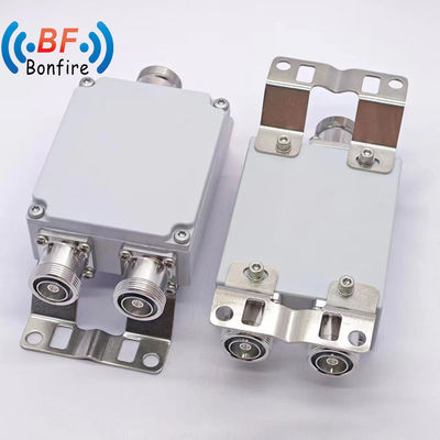 4.3-10f DIN-F N-F Combinateur RF pour intérieur/extérieur IP65 1920-2170 2300-2400 2500-2700MHz