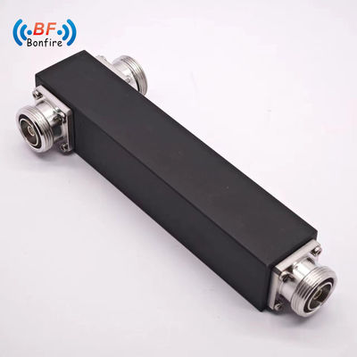 VHF UHF Diviseur de puissance 5000-6000MHz Interface N-femme pour le système de communication par interphone