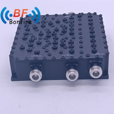 HLQ-XXXXX Tri-Band Combiner 1710-1880 1920-2170 3300-3700MHz avec une fréquence de 4,3 à 10 F