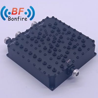 HLQ-XXXXX Tri-Band Combiner 1710-1880 1920-2170 3300-3700MHz avec une fréquence de 4,3 à 10 F