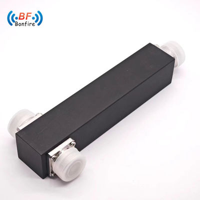 Distributeur de puissance de petites cellules de 5000 à 6000 MHz 2/3/4 Way 50W Power Splitter DIN Femme