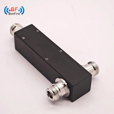 Distributeur de puissance de petites cellules de 5000 à 6000 MHz 2/3/4 Way 50W Power Splitter DIN Femme