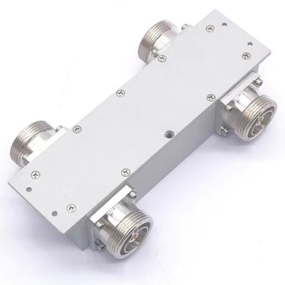 DQ-0738-223301 Combinaison hybride 2 en 2 sur 698-3800MHz DIN-F Package Poids brut 2.000kg