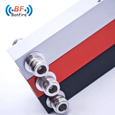 100W 2 Way Power Splitter N-F/4.3-10-F/DIN-F 617-4000MHz IP60 pour la distribution du signal
